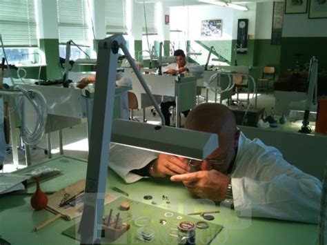 scuola di orologeria milano